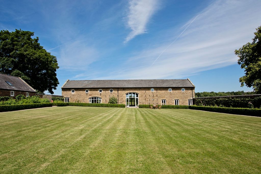 Exterior-coach-house